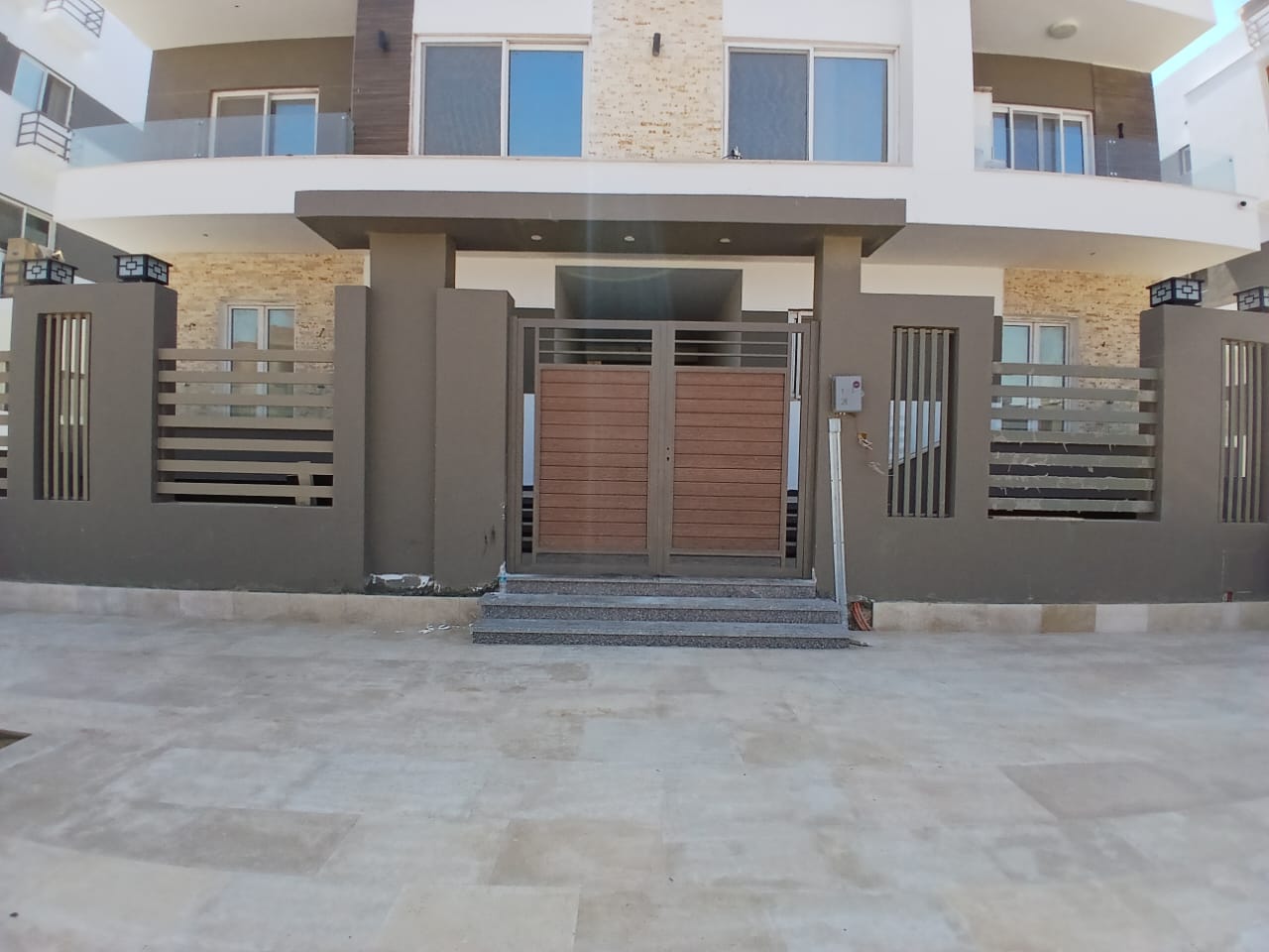 أبواب منازل حديد- - مشروع 02